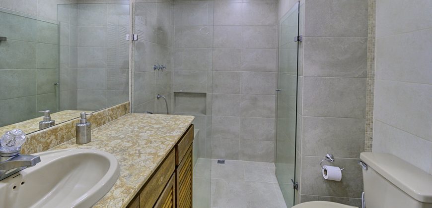 Apartamento en la ciudad de Medellín en el Poblado El Patio