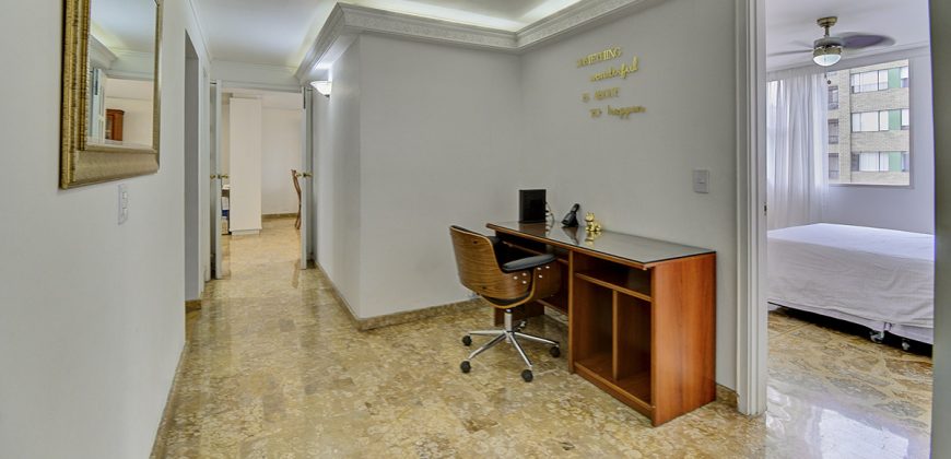 Apartamento en la ciudad de Medellín en el Poblado El Patio