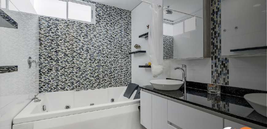 Apartamento ubicado en el sector de Castropol en el Poblado en Medellín