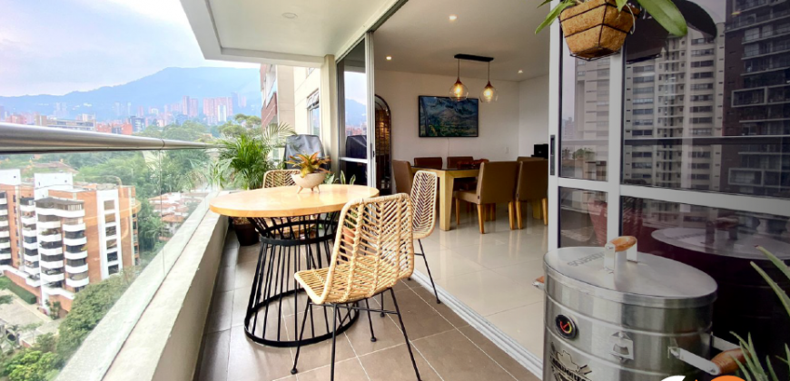 Apartamento en el sector de El Poblado en la ciudad de Medellín con vista a la ciudad