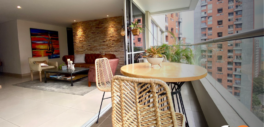 Apartamento en el sector de El Poblado en la ciudad de Medellín con vista a la ciudad