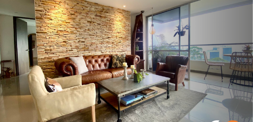Apartamento en el sector de El Poblado en la ciudad de Medellín con vista a la ciudad