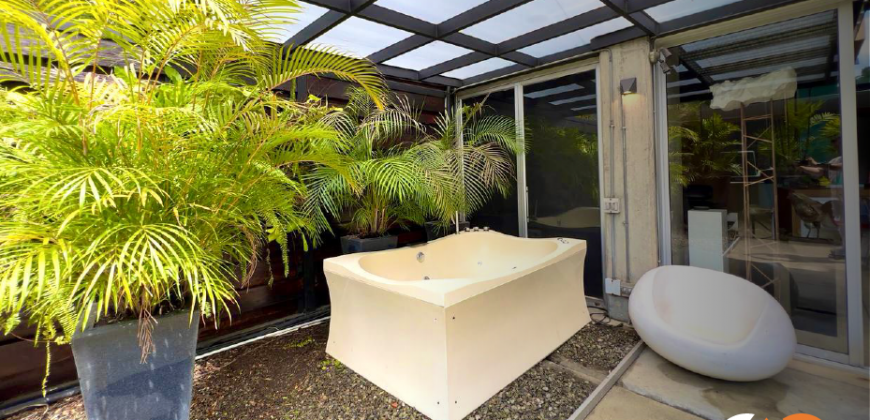 Apartamento de lujo en el sector exclusivo de El Poblado en Medellín