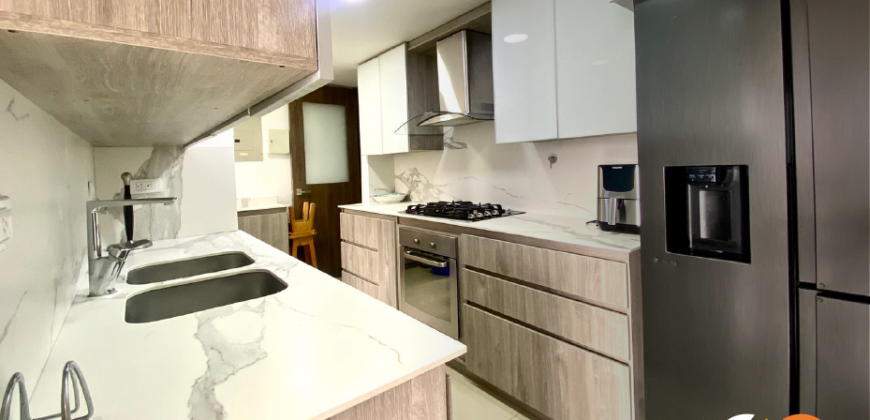 Apartamento en el sector de El Poblado en la ciudad de Medellín con vista a la ciudad