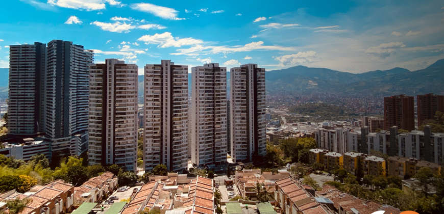 Apartamento ubicado en el sector de Loma del Indio en el Poblado para la renta