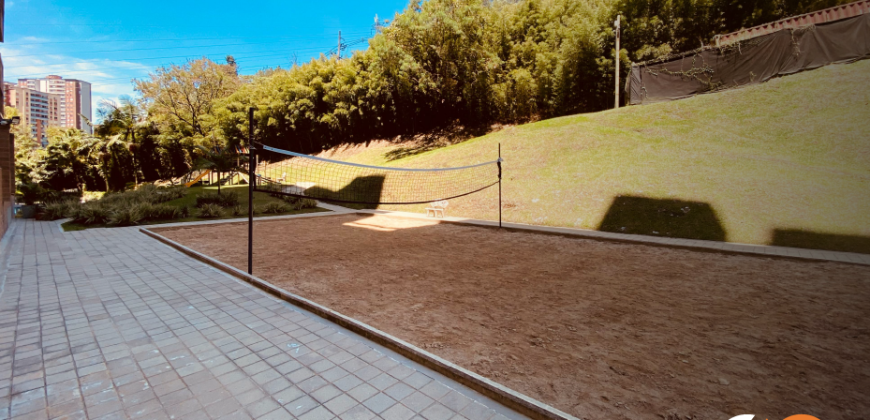 Apartamento ubicado en el sector de Loma del Indio en el Poblado para la renta