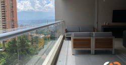 Apartamento ubicado en el sector de El Tesoro Poblado en Medellín