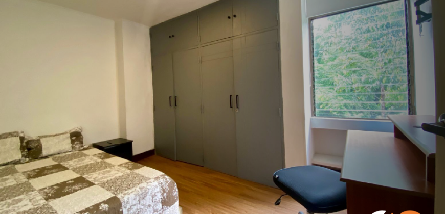 Apartamento para renta ubicado en la transversal inferior en el Poblado Medellín