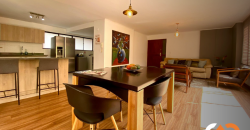 Apartamento para renta ubicado en la transversal inferior en el Poblado Medellín