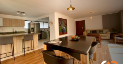 Apartamento para renta ubicado en la transversal inferior en el Poblado Medellín