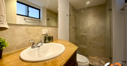 Apartamento para renta ubicado en la transversal inferior en el Poblado Medellín