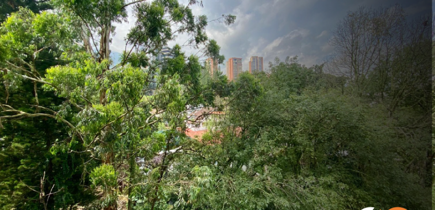 Apartamento para renta ubicado en la transversal inferior en el Poblado Medellín