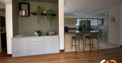 Apartamento para renta ubicado en la transversal inferior en el Poblado Medellín